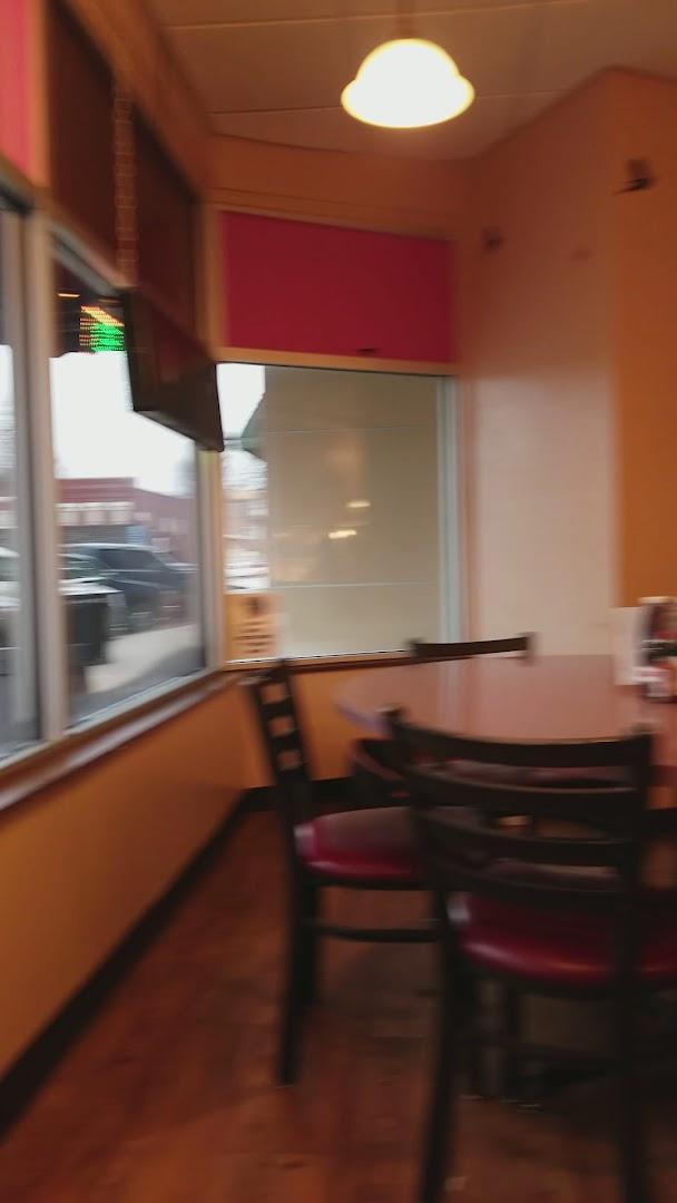 Robin's Nest Cafe